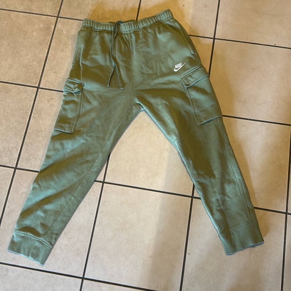 Medium Nike Cargo Sweats Lightly Used